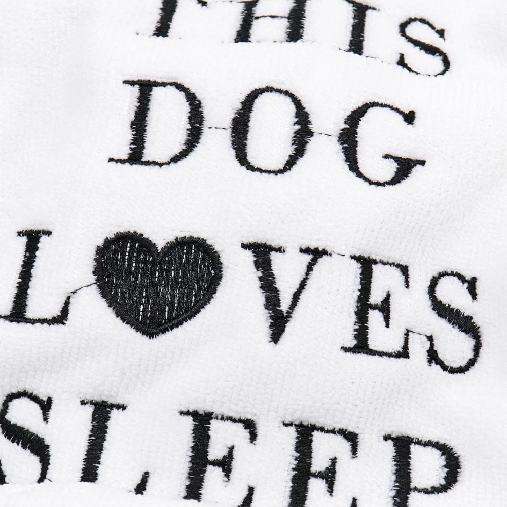 "This Dog Loves to Sleep" Bathrobe - Chihuahua We Love